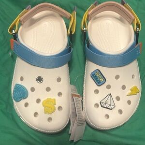 Crocs Iconic Comfort Clogs- Unisex